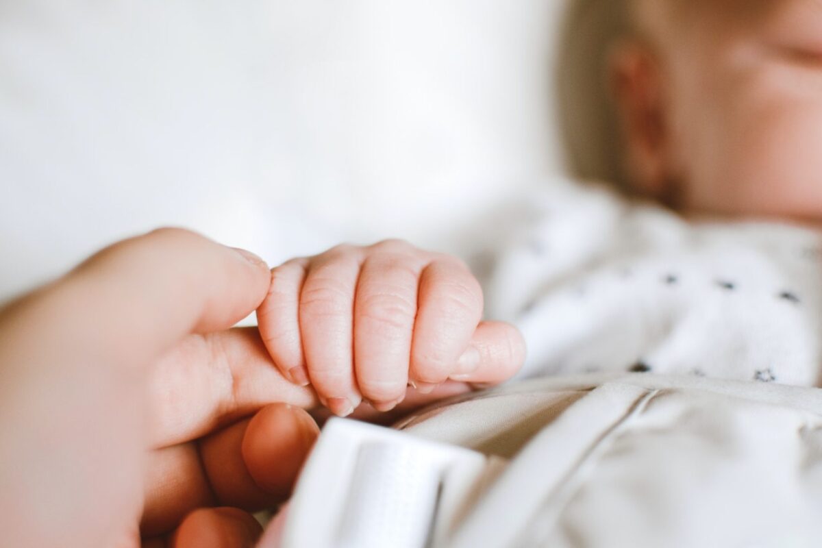 Chăm Sóc Trẻ Sơ Sinh - Những Điều Bạn Cần Làm
