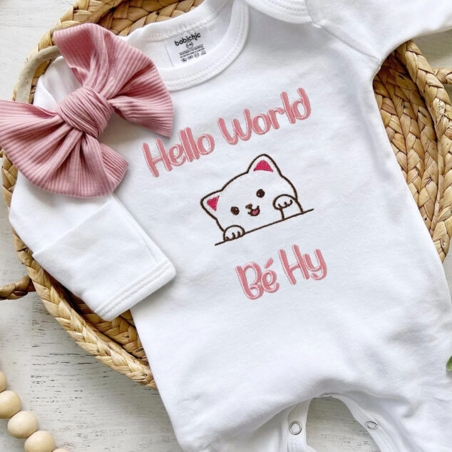 Bộ Liền Thân Sơ Sinh Thêu Tên Bé Gái Có Bao Tay, Bao Chân Lật - BT033