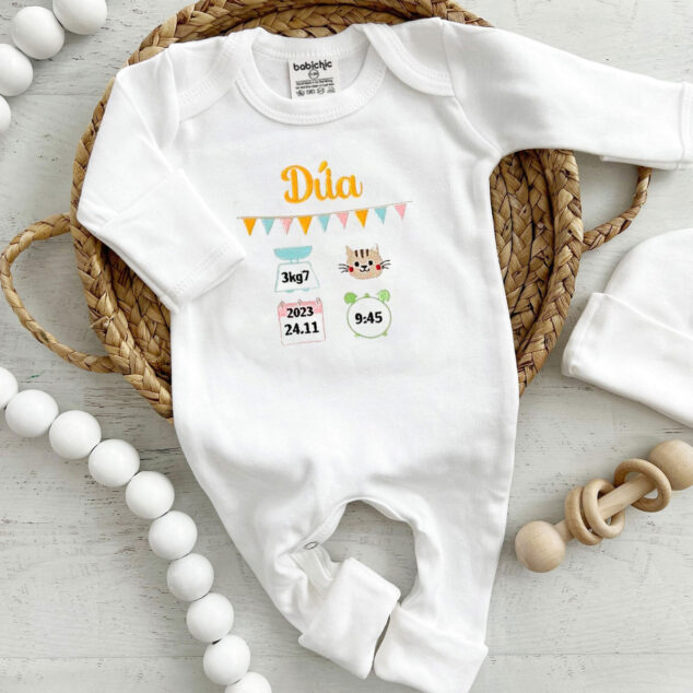 Bộ Liền Thân Trẻ Sơ Sinh Thêu Tên Bé Trai Có Bao Tay, Bao Chân Lật - BT024