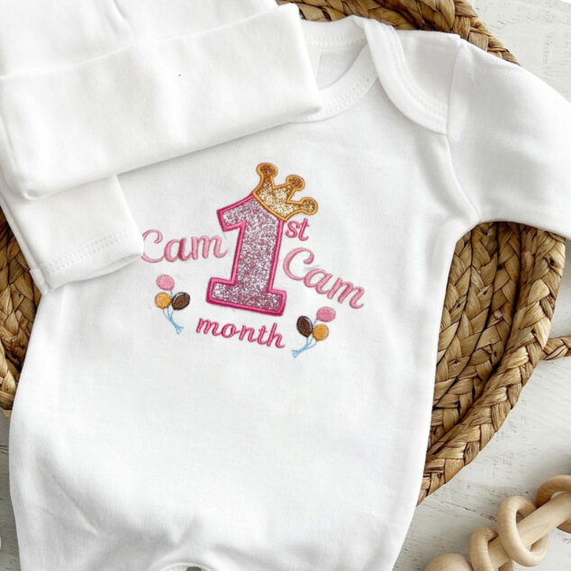 Bộ Liền Thân Sơ Sinh Thêu Tên Bé Gái Có Bao Tay, Bao Chân Lật - BT039