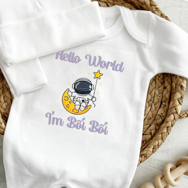 Bộ Liền Thân Sơ Sinh Thêu Tên Bé Gái Có Bao Tay, Bao Chân Lật - BT037