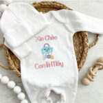 Bộ Liền Thân Sơ Sinh Thêu Tên Bé Gái Có Bao Tay, Bao Chân Lật - BT011